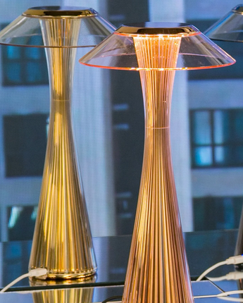 Kartell Space | LED-Batterie Tischleuchte Gold – bei La Casa